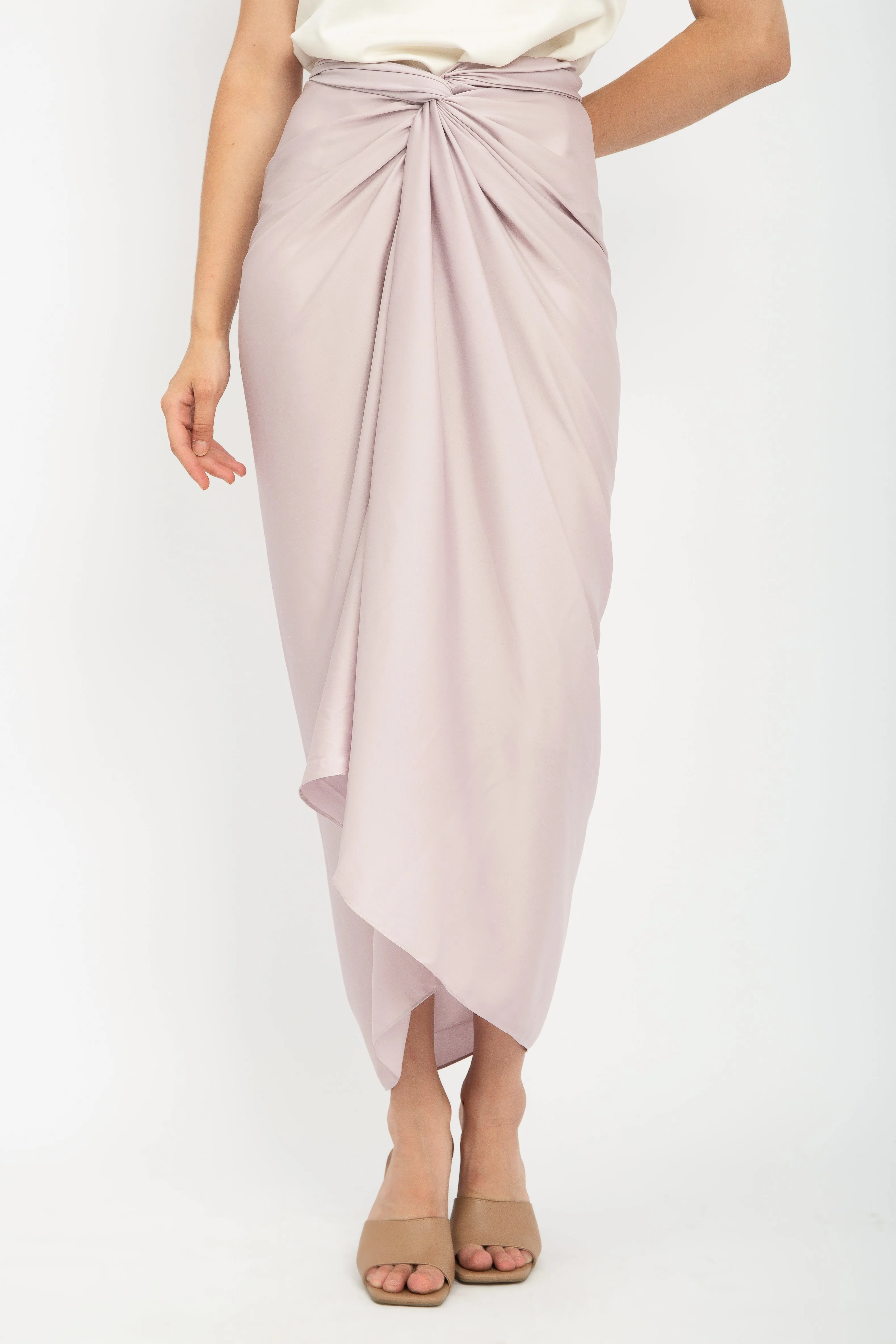 Aisyah Lilit Skirt in Lavender