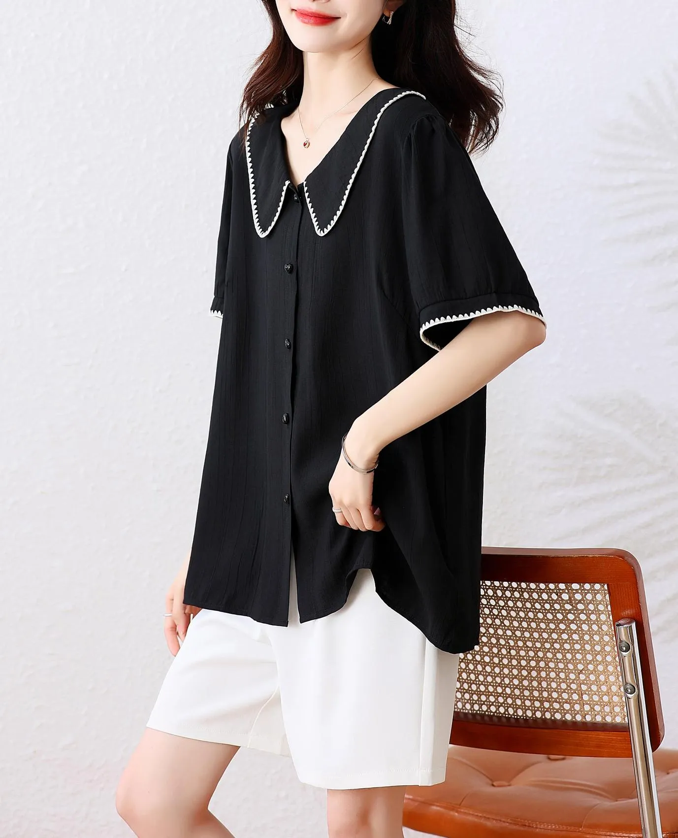 Button-Up Women's Blouse with Slimming Features and Contrast Trim
