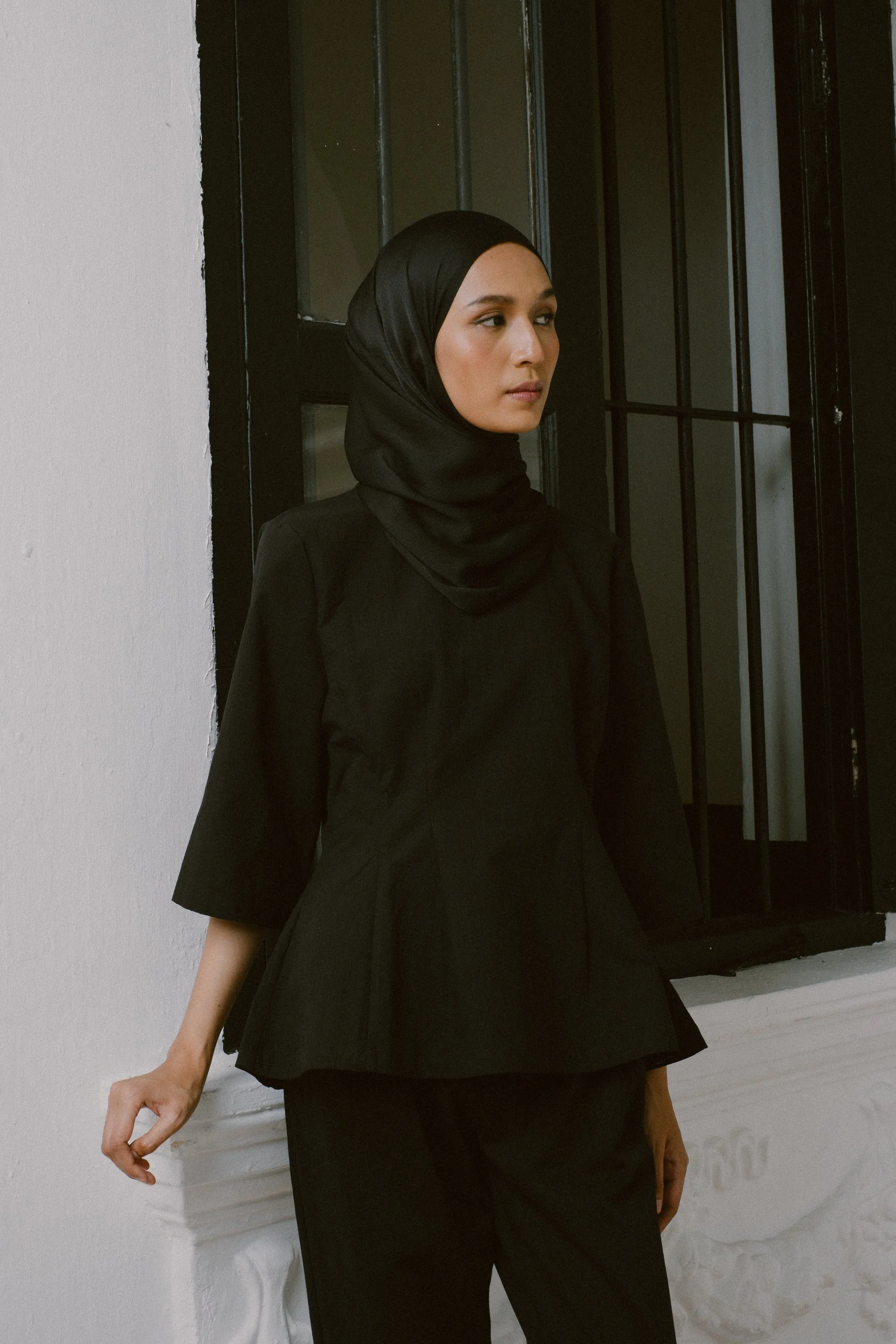 Canvas Waisted Top in Black