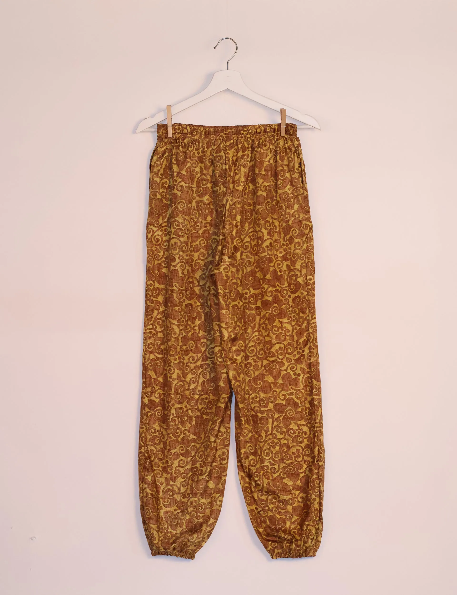 JOGGER PANTS