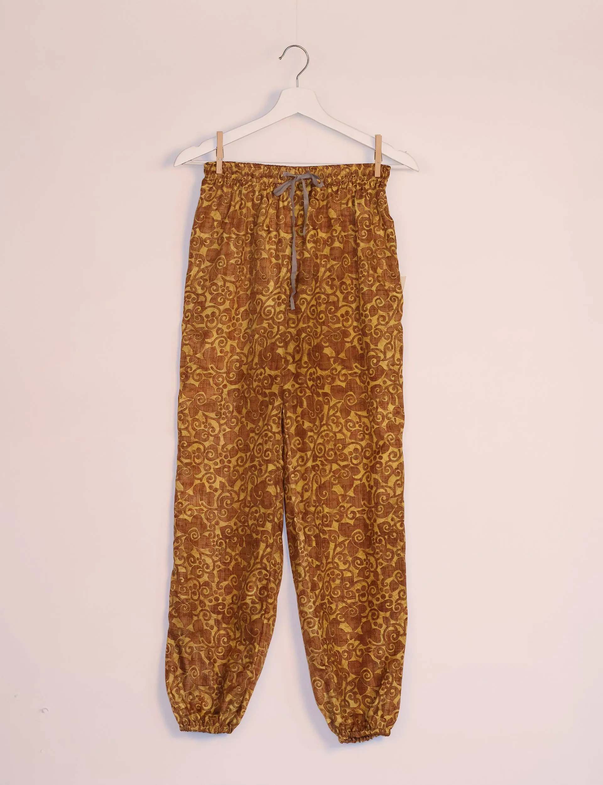 JOGGER PANTS
