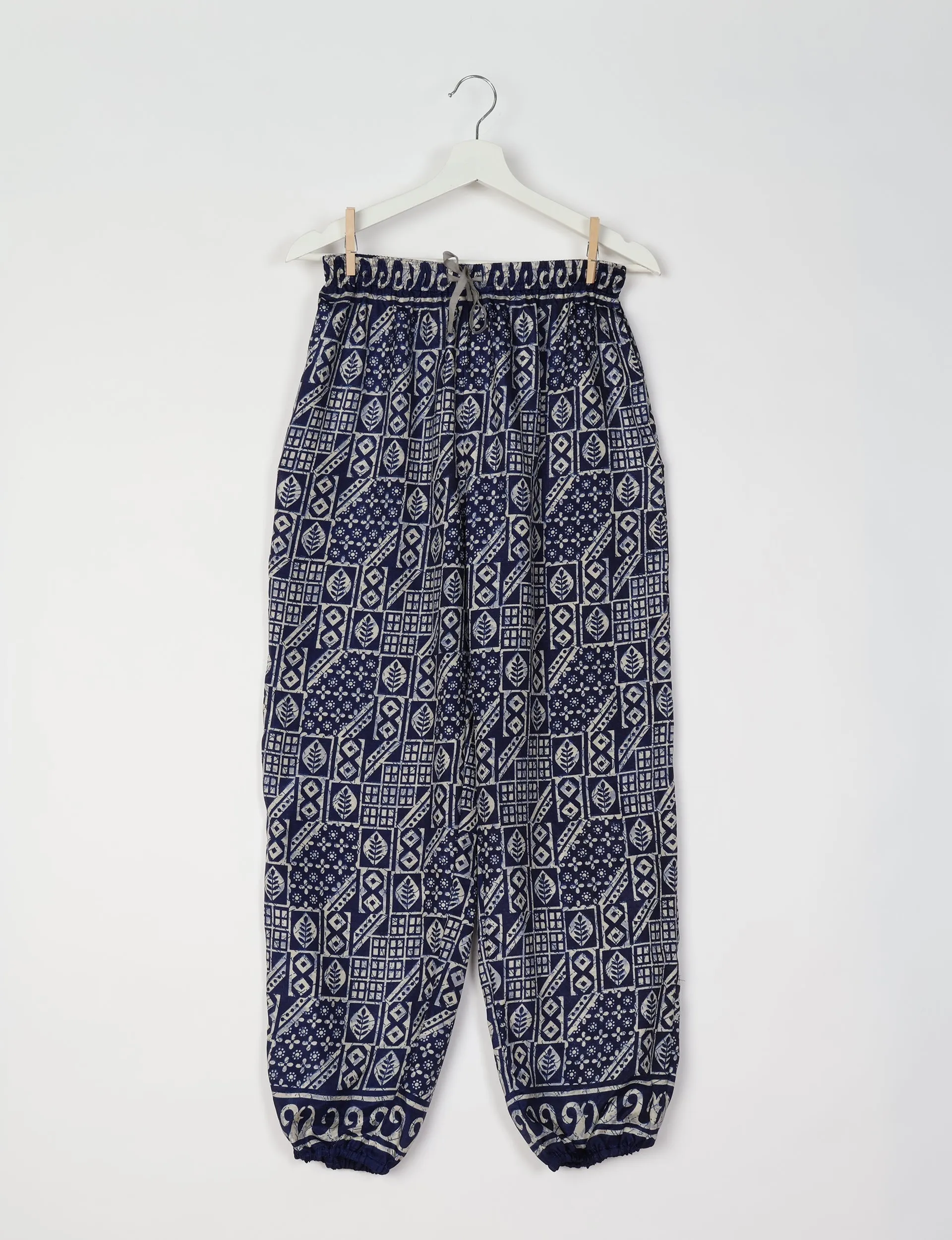 JOGGER PANTS