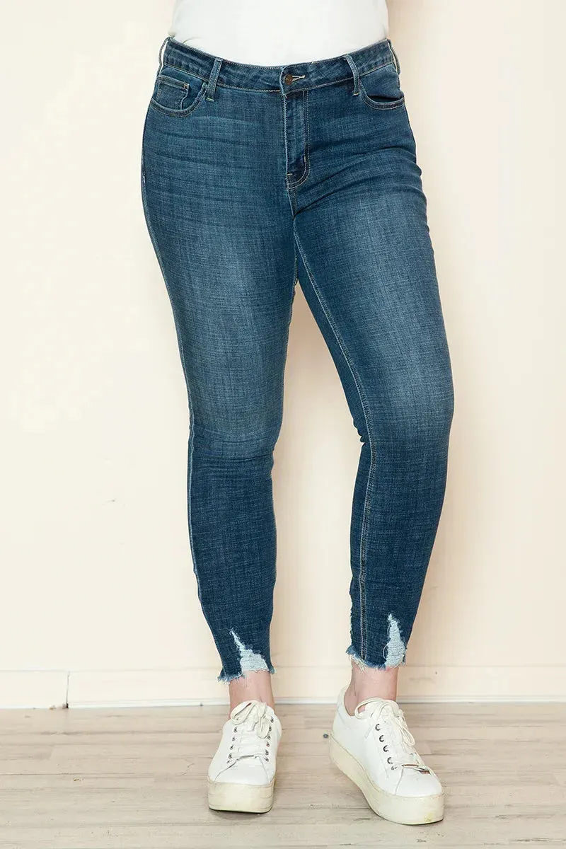 Plus Size Medium Wash High Rise Frayed Hem Stretch Skinny Jeans