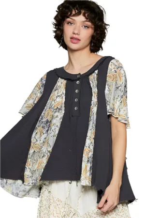 POL Frayed Hem Half Button Short Sleeve Printed Blouse