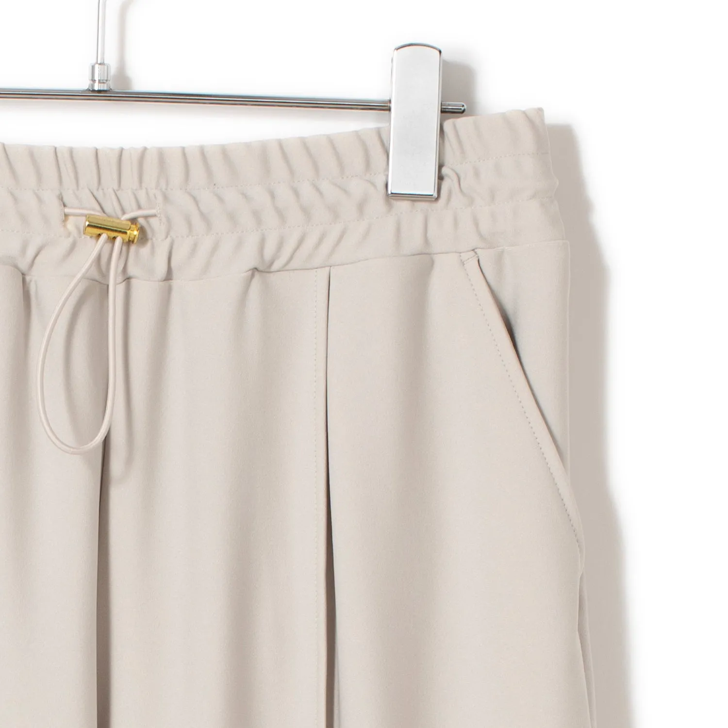 re:I not plus minus | レイノットプラスマイナス　ELASTIC CENTRE SEAM JOGGER PANTS
