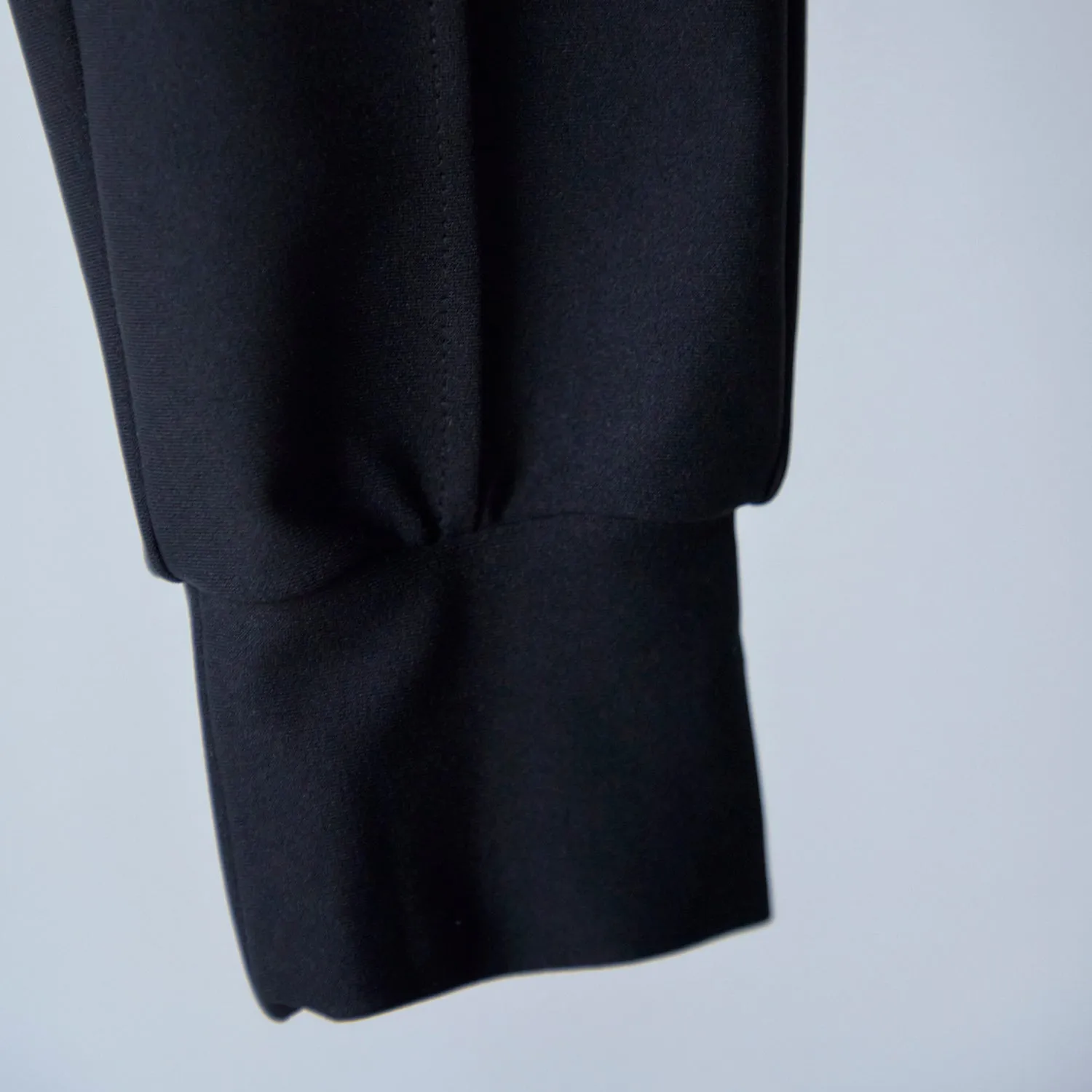 re:I not plus minus | レイノットプラスマイナス　ELASTIC CENTRE SEAM JOGGER PANTS