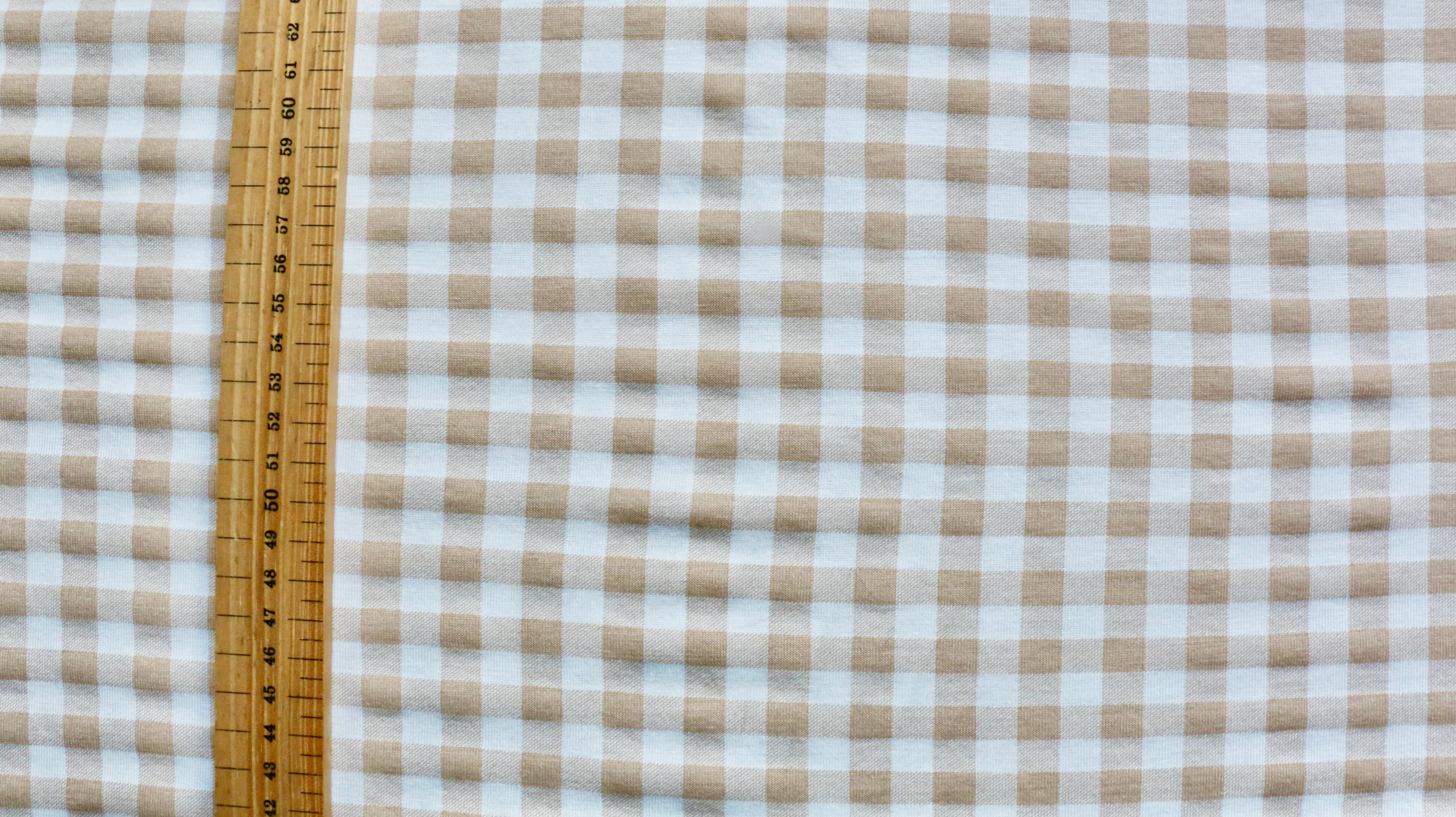 REMNANT  0.65m x 1.50m - VISCOSE JERSEY FABRIC- Gingham design - 2 Way Stretch