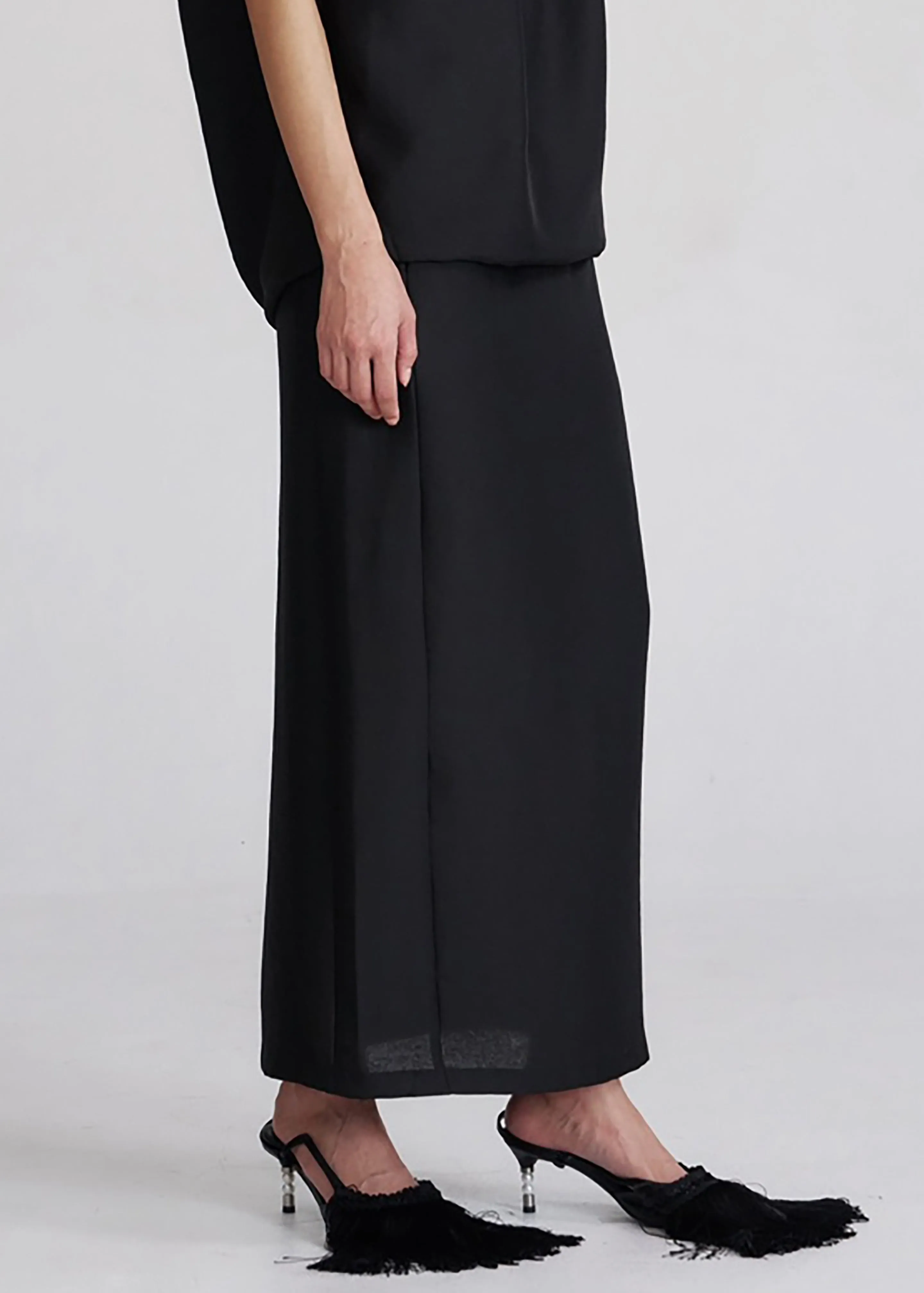 Riona Lustrous Pencil Skirt - Black