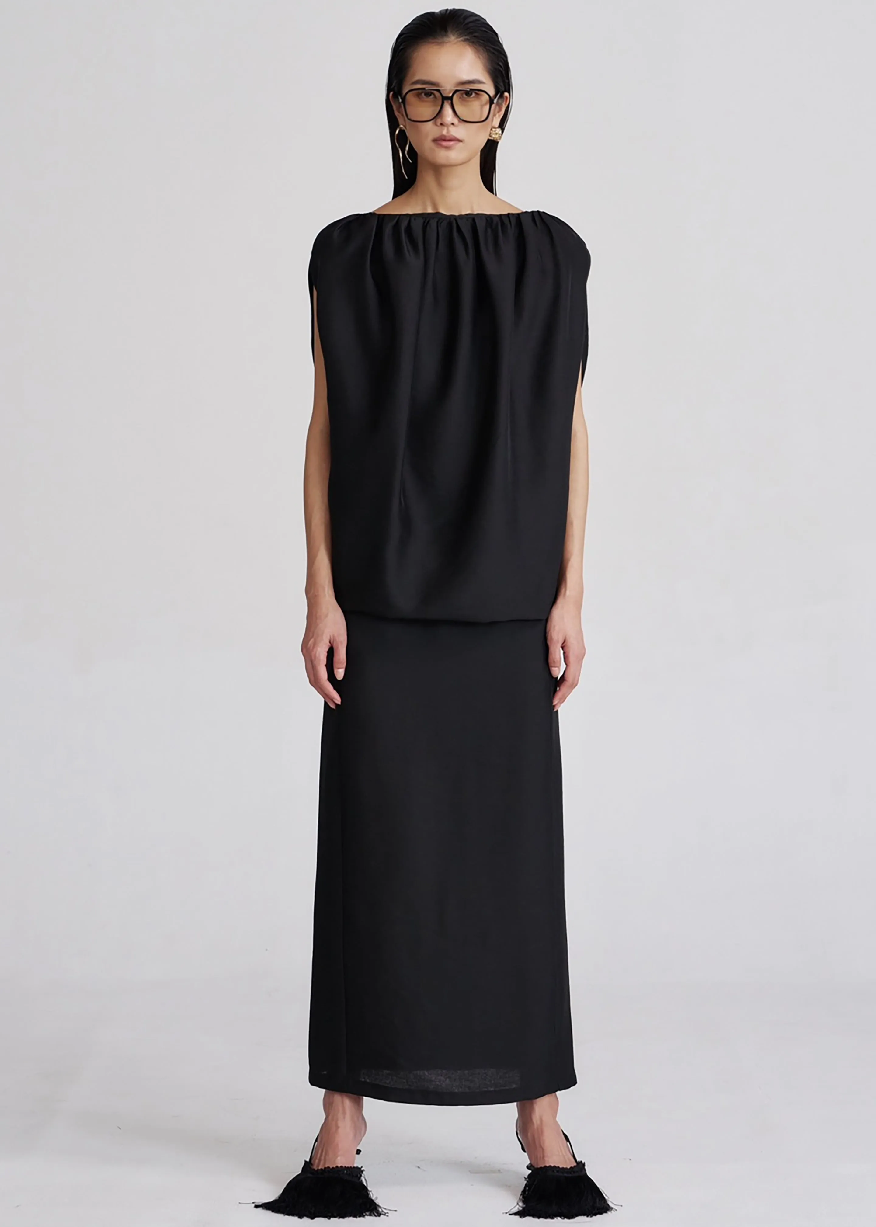 Riona Lustrous Pencil Skirt - Black