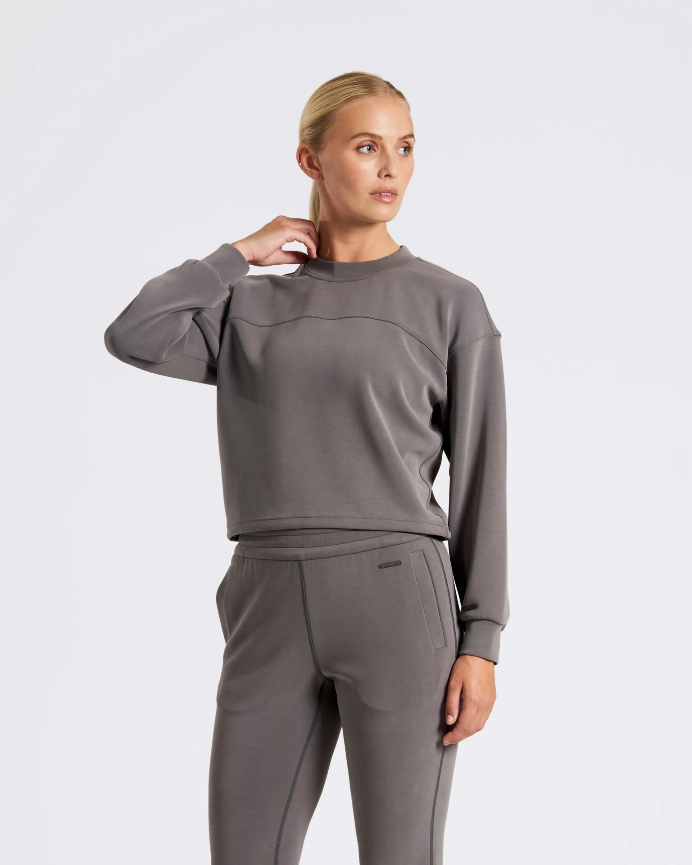 Studio UltraSoft Cropped Crew Steel Grey