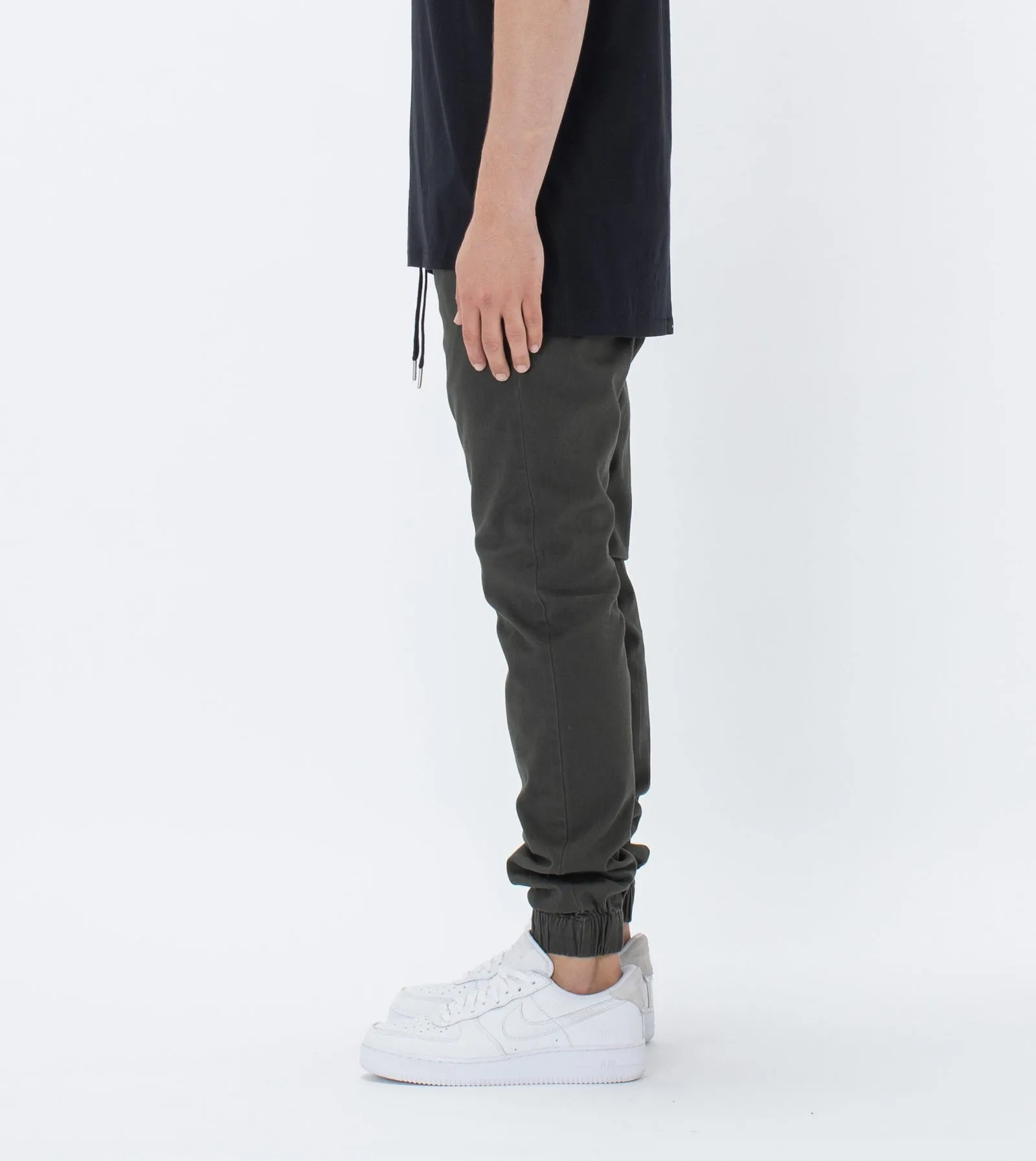 Sureshot Jogger Pants Dark Army Slim Stretch