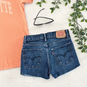 Vintage Levi’s Shorts - Size 0/2